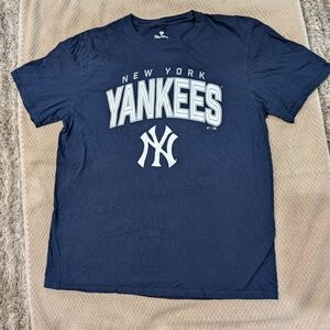 Fanatics New York Yankees Navy Tee